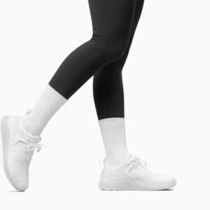 NWT Lane - Eight Unisex HIIT Trainer Shoe White  - Women 7